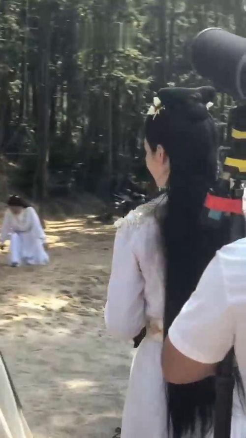 吃瓜女视频,一场网络狂欢背后的真相