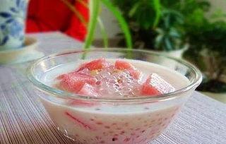 喝了奶再吃瓜行吗,健康饮食新体验